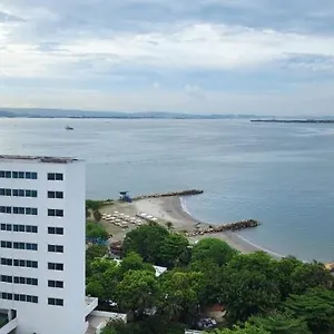 https://hermosos-apartamentos-frente-a-la-playa-piso-11-y-14.cartagena-hotels.org